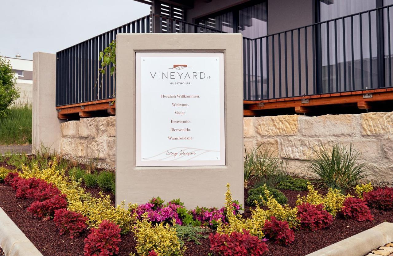 Apartments Vineyard19 Retz Exterior photo